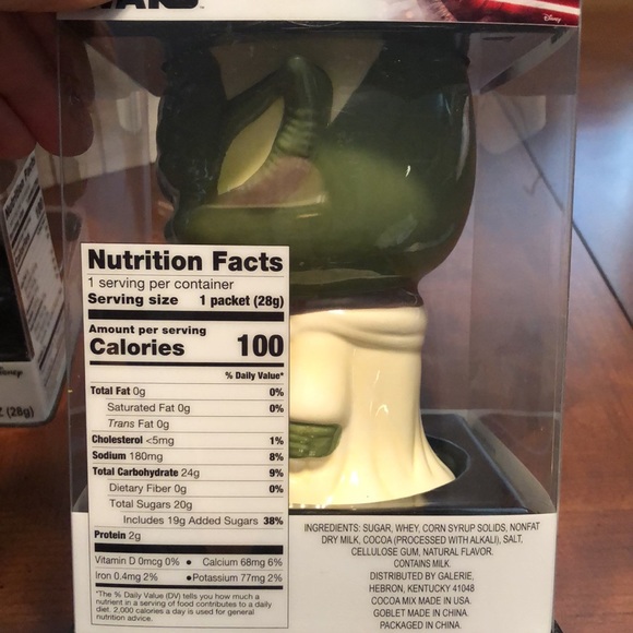 Star Wars Ceramic Goblet with Chocolate Fudge Cocoa Mix - Yoda& Darth Varder - Picture 3 of 9